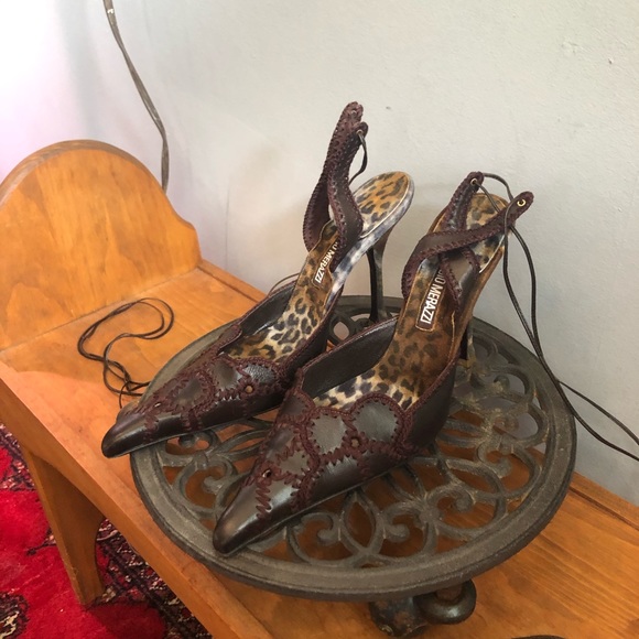 Claudio Merazzi Burgundy and Cheetah Print Heels - Picture 2 of 6